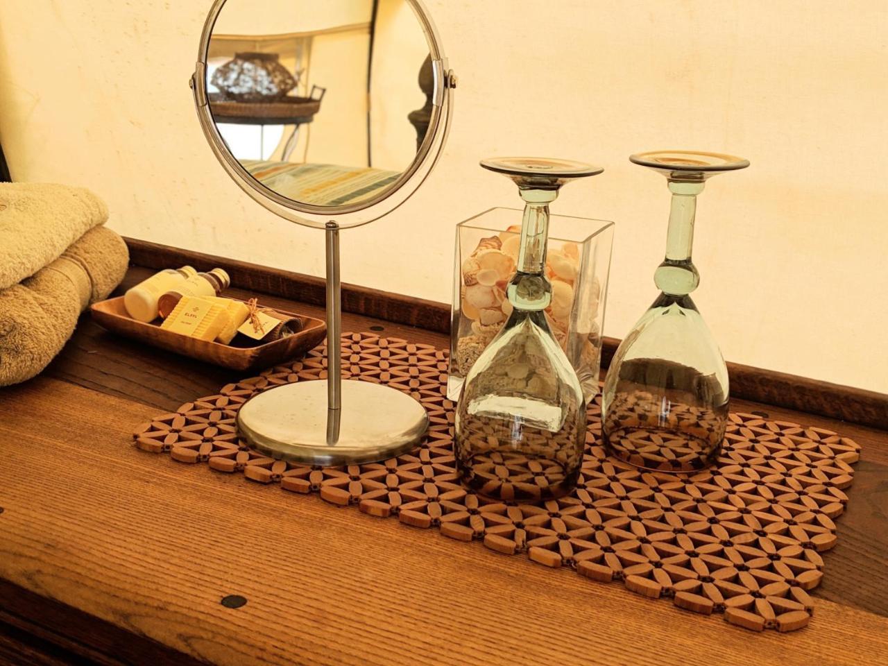 Wild Lotus Glamping Hotell Bolands Exteriör bild